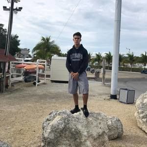 Meet your Posher, Manuel